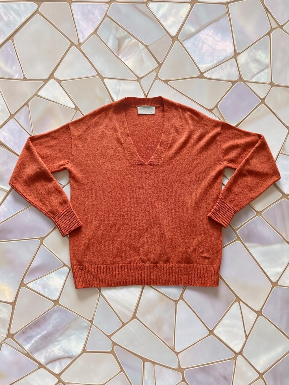 Everlane 100% Cashmere Body V-Neck Sweater - Burnt Orange